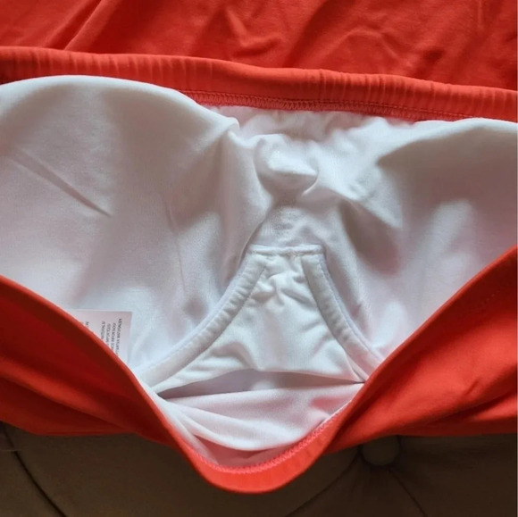 ♠️KATE SPADE♠️ One piece Hot Cherry Swimwear  Red Strapless Removable Paddin… - Picture 4 of 6